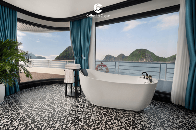 Catherine Cruise bathroom