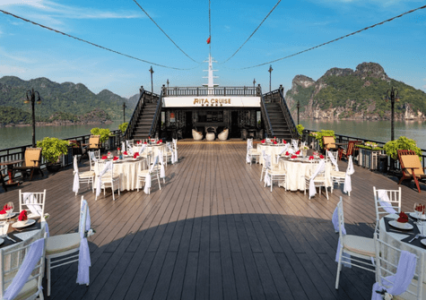 Rita Cruise outdoor restaurant