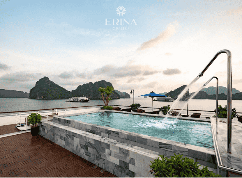Erina Cruise swimming pool