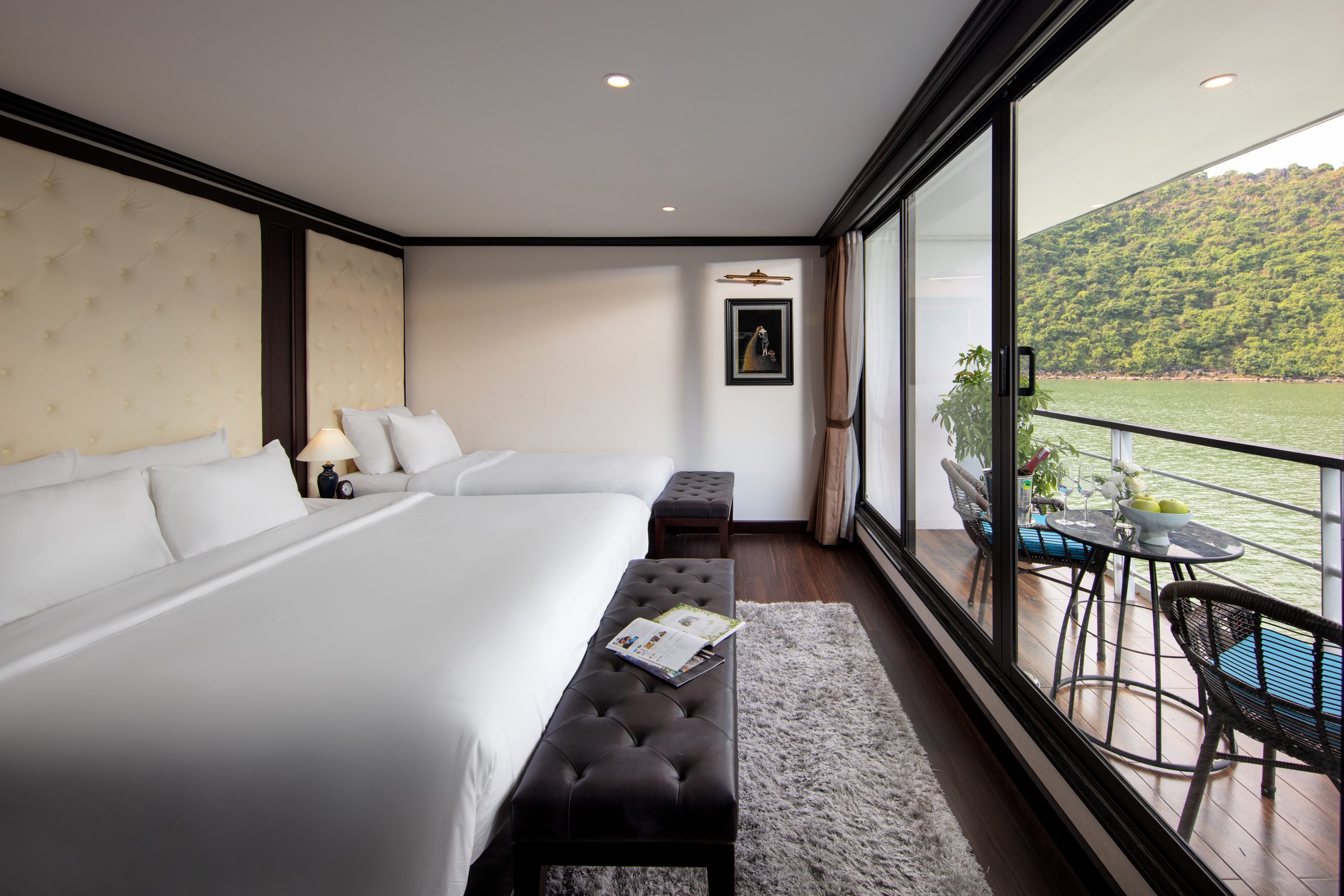 Mon Cheri Cruise cabin