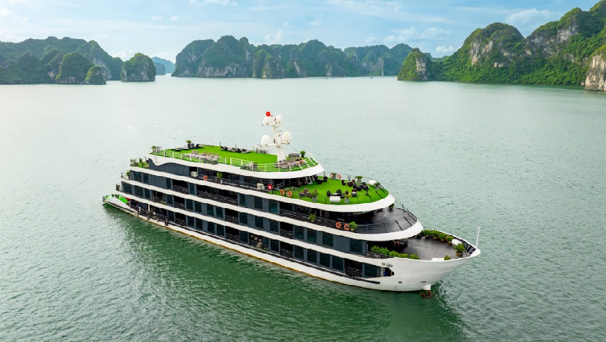 Venus Cruise Halong Bay review 